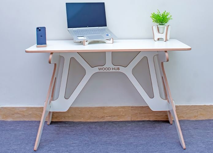 Built-In Desk